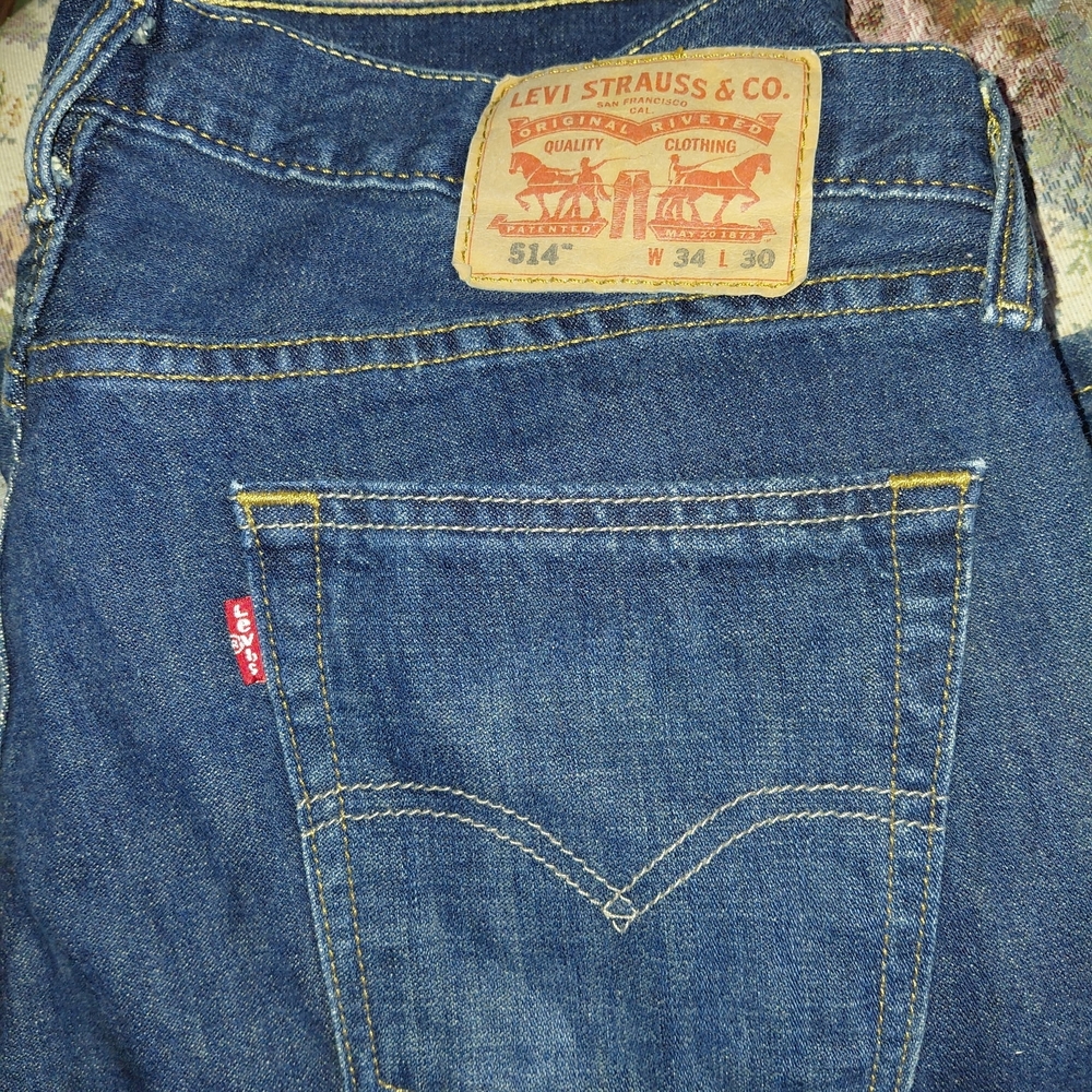 Levi's Dark Blue Denim Jeans with Yellow Stitching